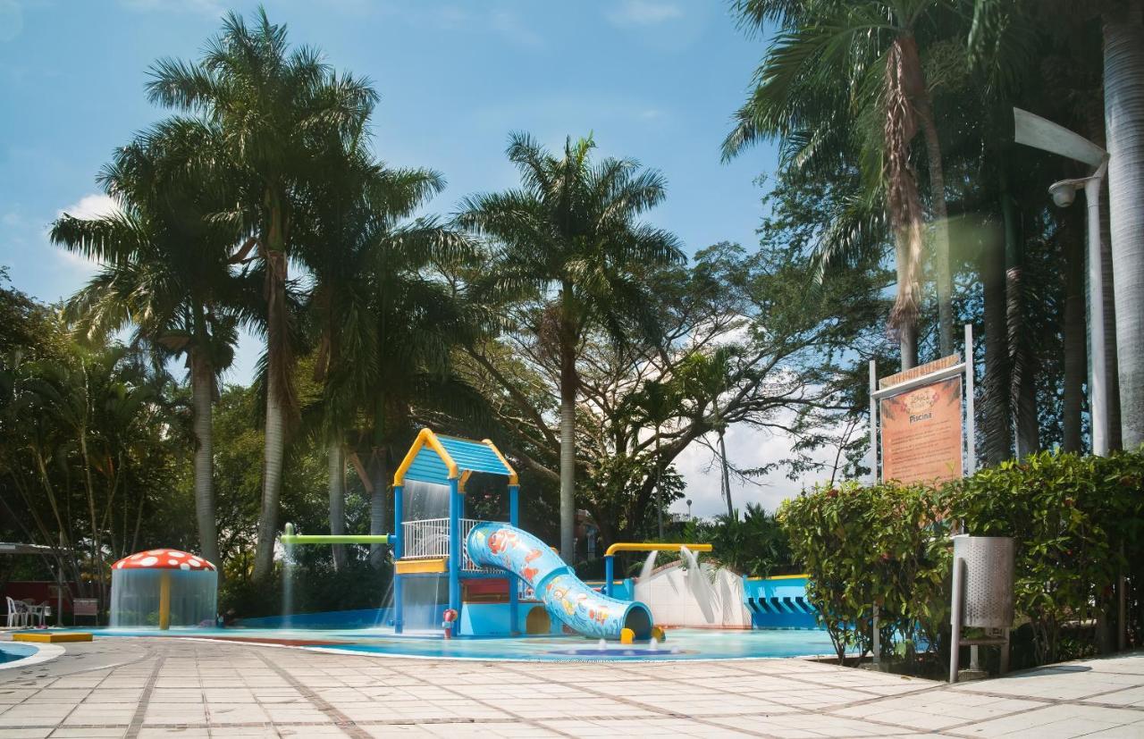 Playa Hawai Ibague酒店 外观 照片