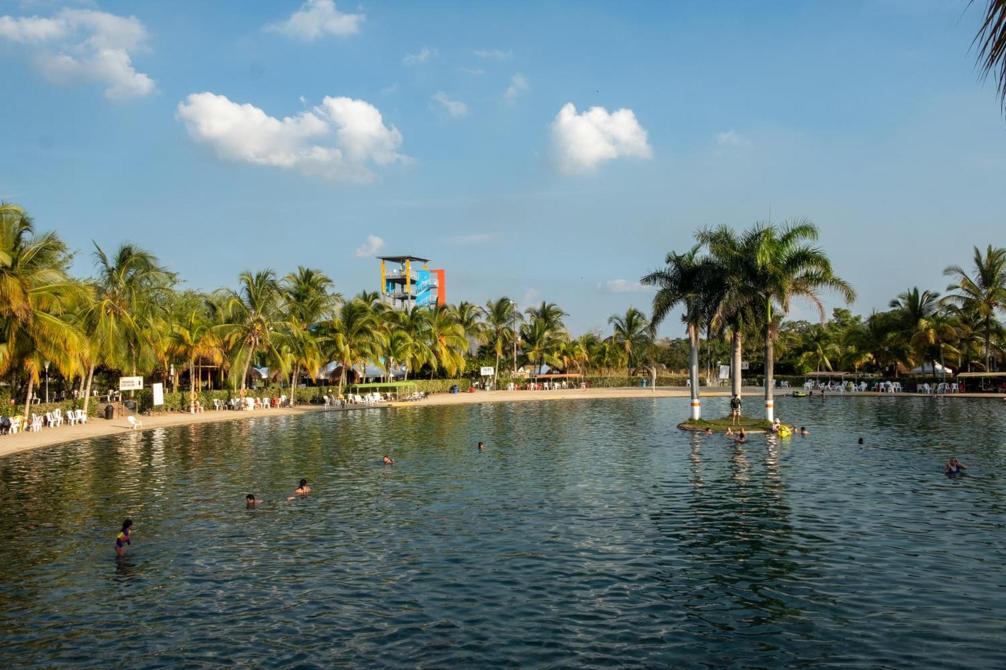 Playa Hawai Ibague酒店 外观 照片
